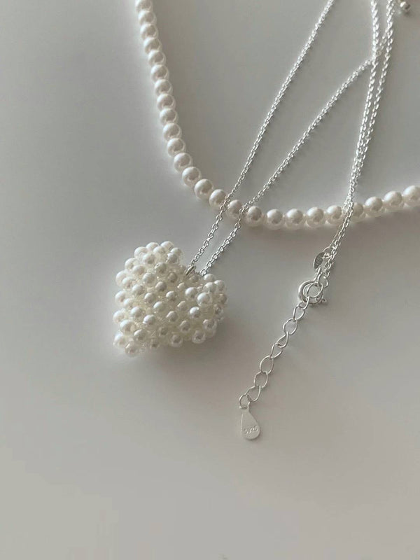 ROSHU PEARL NECKLACE