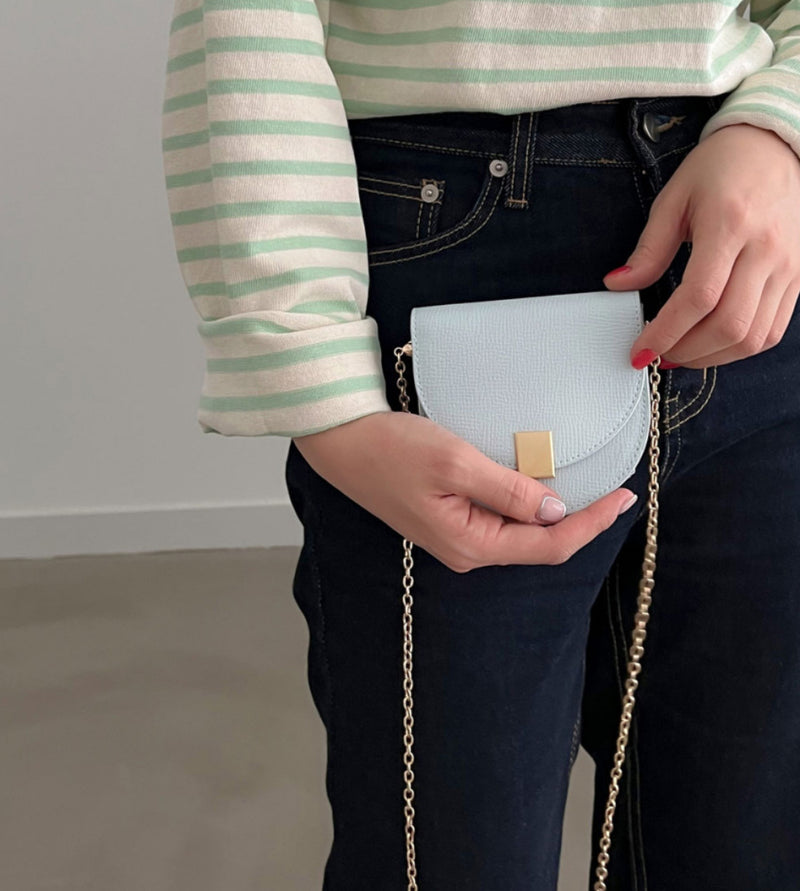 HALF MOON CROSSBODY WALLET