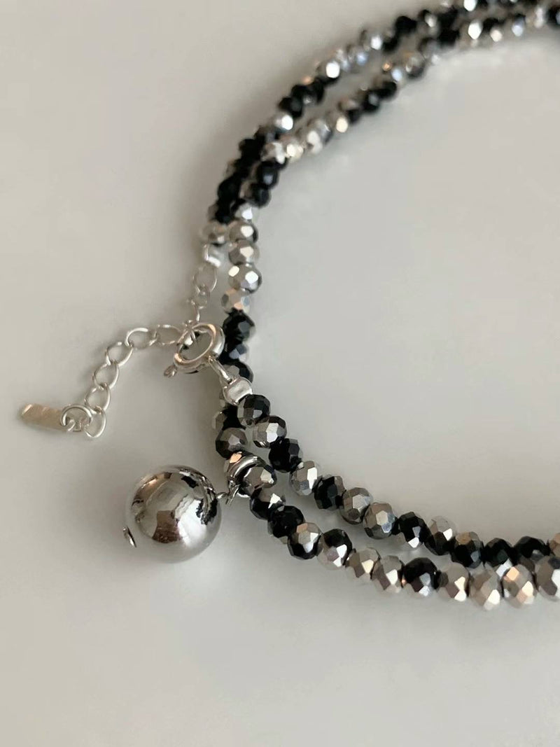 BLACK BEADS N SILVER NECKLACE