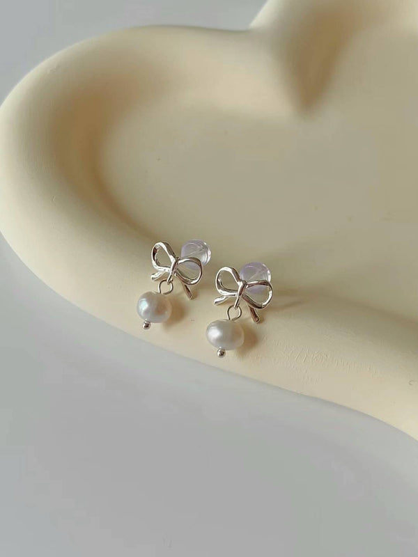 RIBBON PEARL DROP EARRINGS