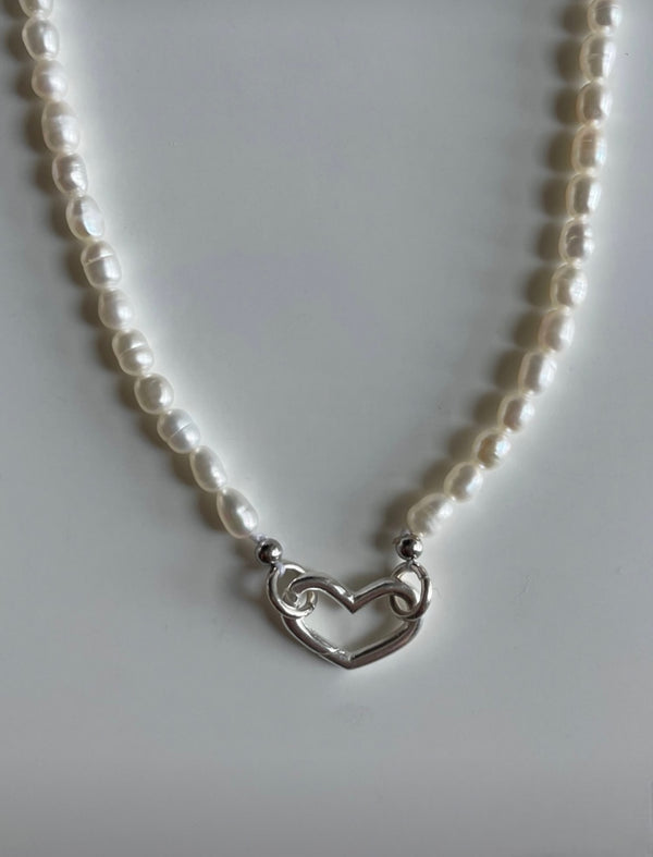 LOVE PEARL NECKLACE