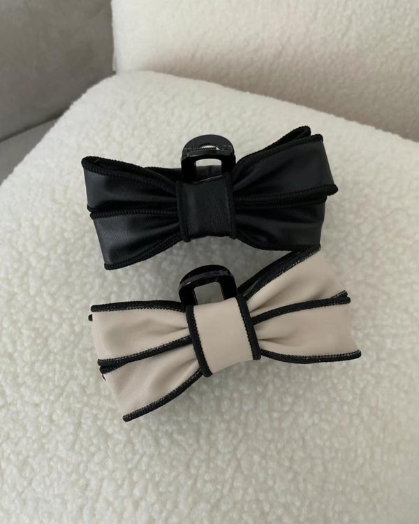 LEATHER RIBBON CLIP