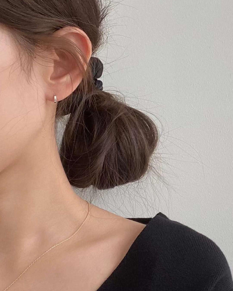 MINI HOOP EARRINGS