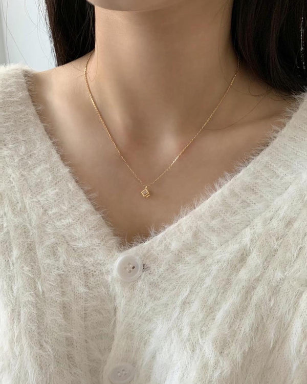 SQUARE CUBIC NECKLACE